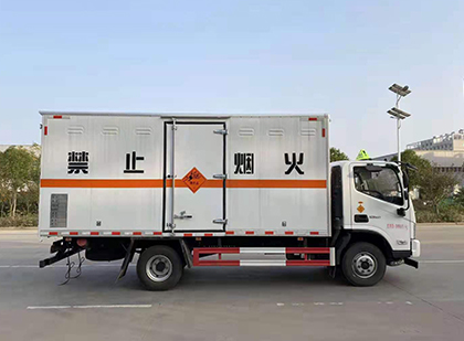 延边朝鲜族爆破器材运输车